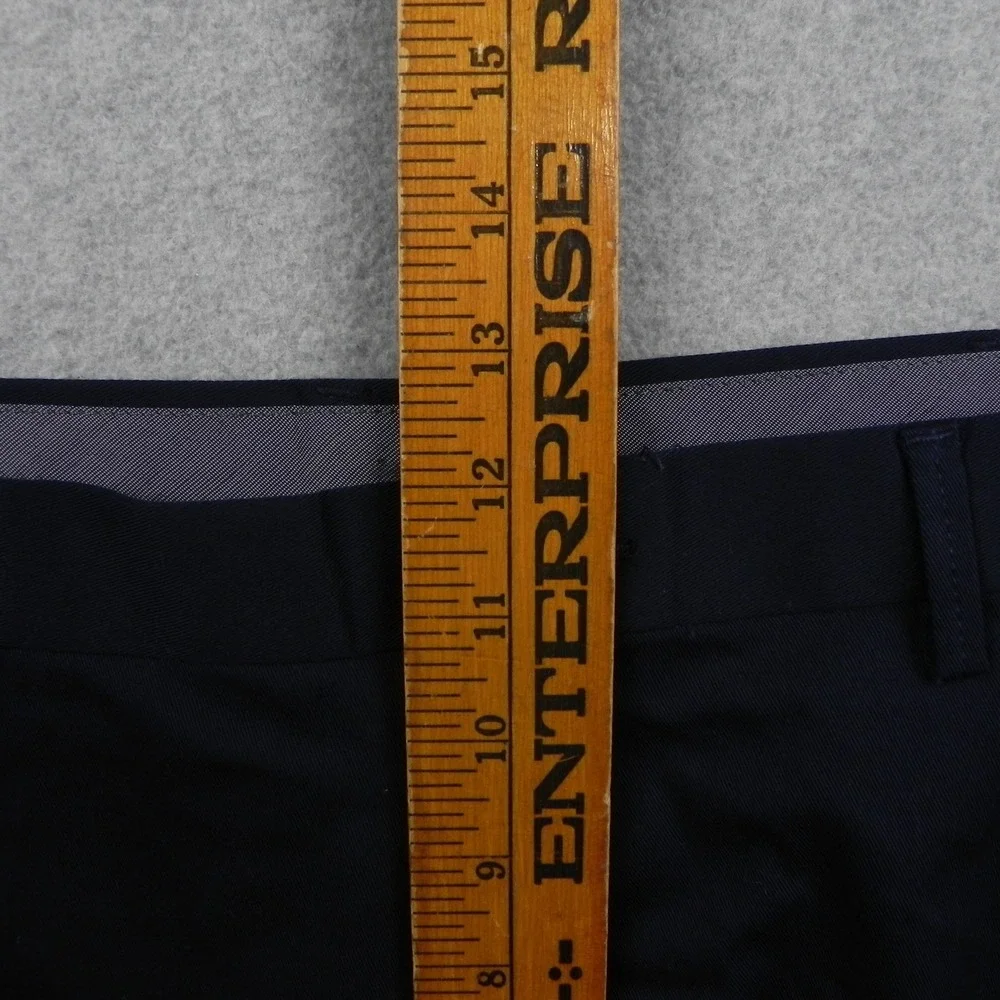 Haggar Khaki Pants Mens 42x30 Classic Fit Premium No Iron Navy Blue Stretch Flex